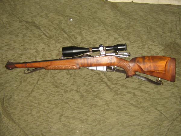 This is my selfmade Mosin Nagant for Hunting.
Caliber is 7,62x54R  the old russian cartridge